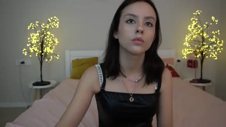Annaelys – [Streamate] Closeup Twerking Webcam Chat – 2026-05-11 19:23:32