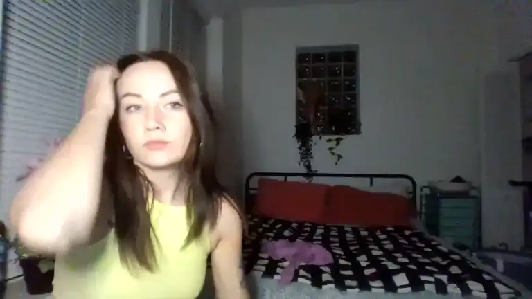 Miaholland – [Streamate] Free Watch Prostitetus Girl Alone – 2025-01-25 12:38:38