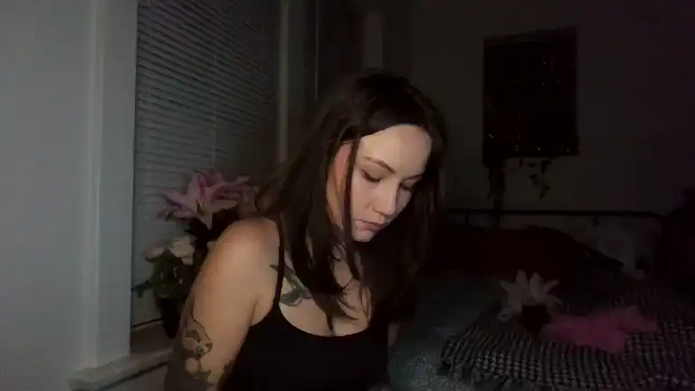 Miaholland – [Streamate] Nymph Real Slut New Record Clip – 2025-10-09 06:44:28