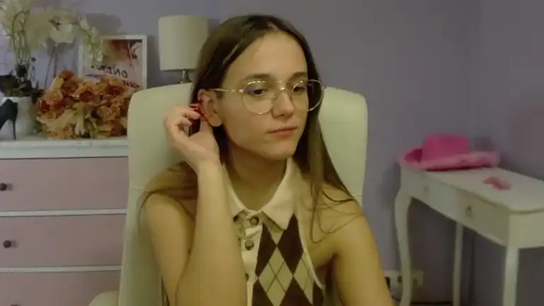 Emillyklein – [Streamate] Fun Pussy Pretty Cam Model – 2026-03-25 07:58:25