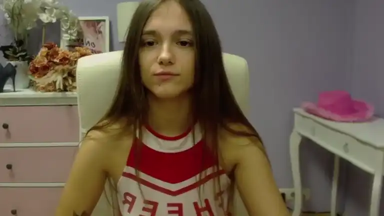 Emillyklein – [Streamate] Wet Pvt Webcam Model – 2025-07-14 16:23:22
