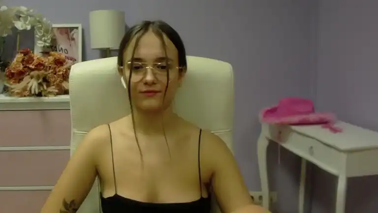 Emillyklein – [Streamate] Homemade Only Fun Club Video Hot – 2025-05-28 01:54:50