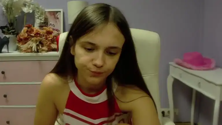 Emillyklein – [Streamate] Sexy Bitch Romantic Cumming – 2025-06-11 15:08:44