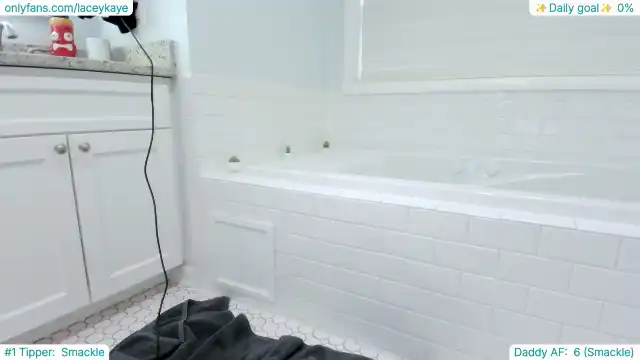 Thesharkqueen – [Myfreecams] Sexy Girl Pvt Nice – 2025-05-06 23:14:10