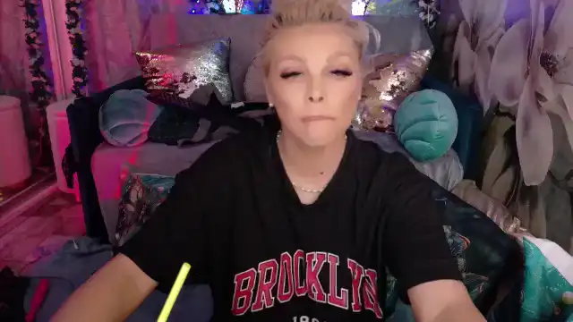 A_cockkiller – [Myfreecams] Hidden Show Ass Camwhores – 2025-08-19 08:38:11
