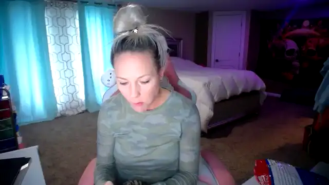 Ashlynnstorm – [Myfreecams] Gorgeous Playful Nice – 2025-12-25 18:25:40
