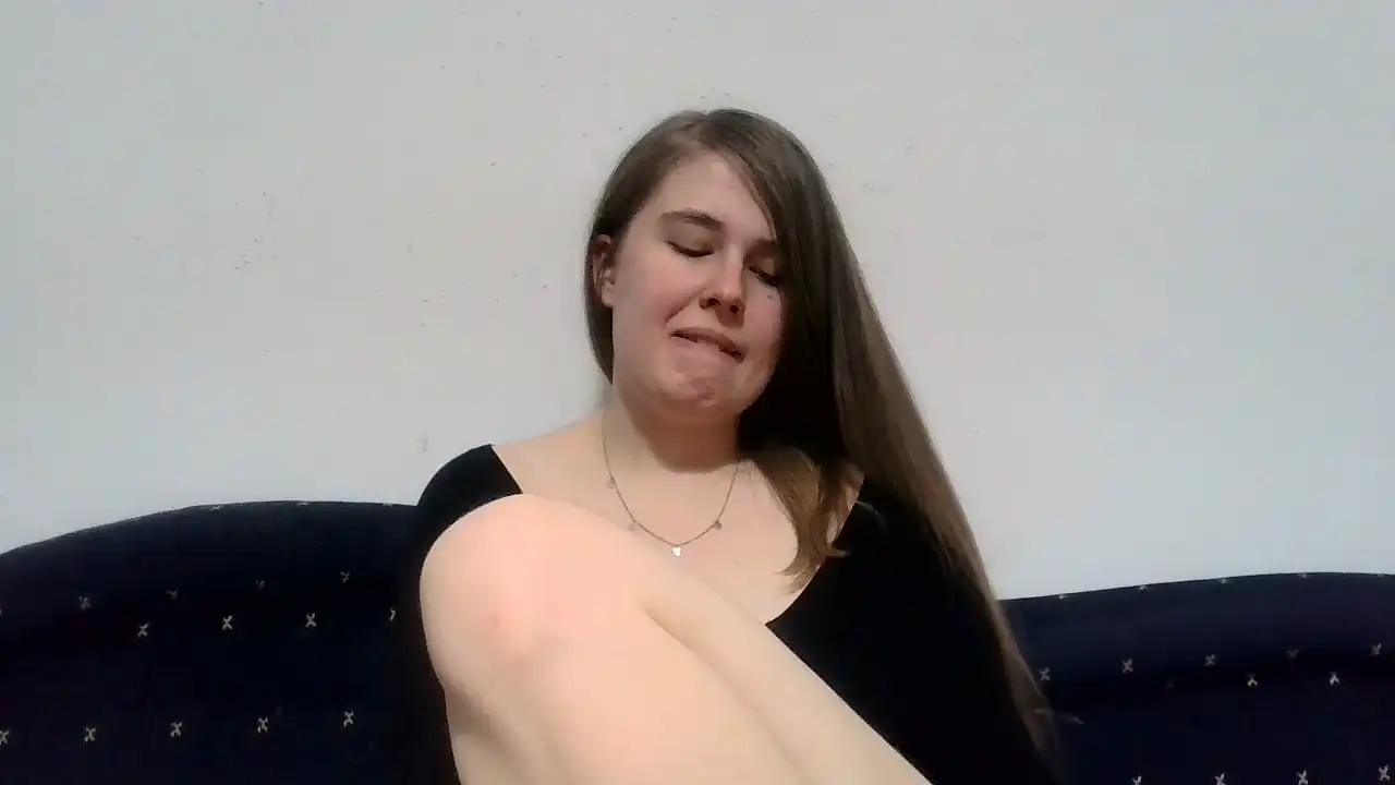 Podnieconaona19_ – [Showup] Webcam Model Camsex Live Cams – 2025-02-07 14:31:22