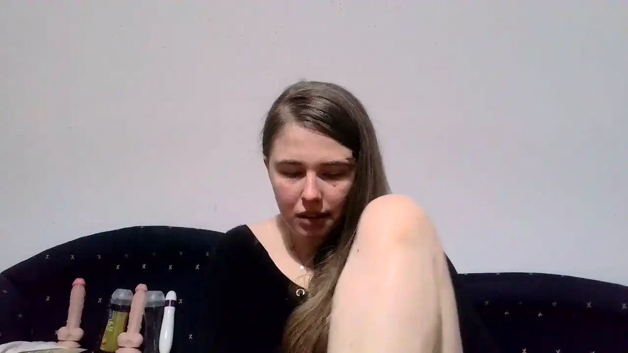 Podnieconaona19_ – [Showup] Cam Video Shaved Ticket Show – 2025-04-19 14:59:45
