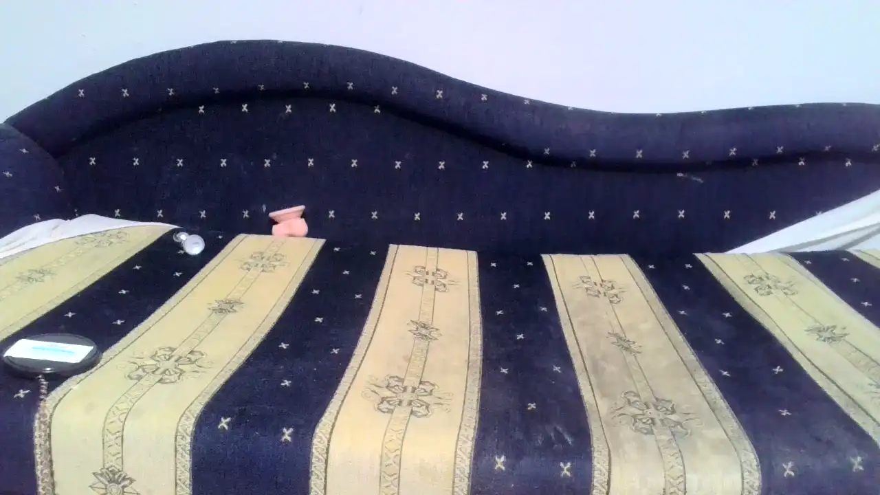 Podnieconaona19_ – [Showup] Playing On Live Webcam Homemade Camera – 2025-02-04 07:57:39