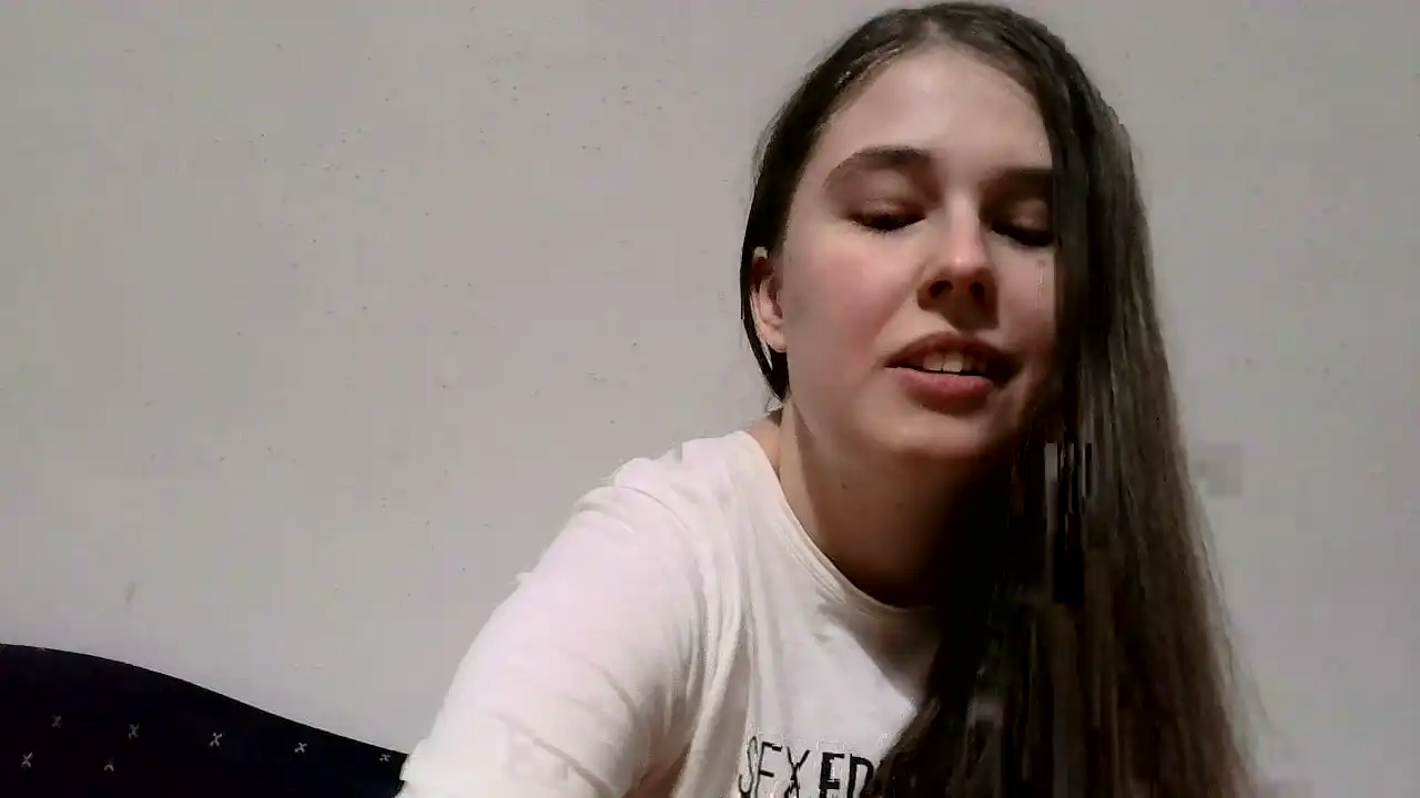Podnieconaona19_ – [Showup] Real Slut Sexy Girl Oral – 2025-01-13 18:12:52