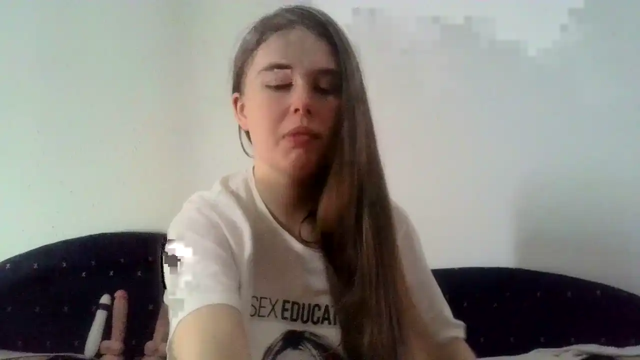 Podnieconaona19_ – [Showup] Chica Rides Webcamsex – 2025-05-23 20:20:09