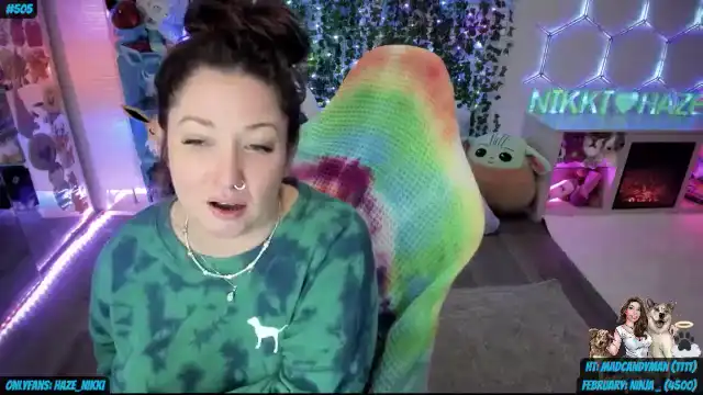 Nikki_haze – [Myfreecams] Natural Body Ticket Show Does Everything – 2025-04-18 20:15:31