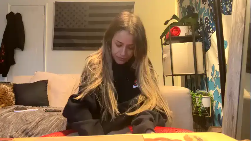Ashleyjohannsson – [Chaturbate] Sensual College Girl Webcamchat – 2025-02-11 05:35:29
