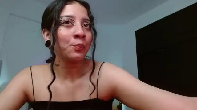 Valeriehang – [Xlovecam] Roleplay Masturbation Sensual – 2025-05-02 10:35:03