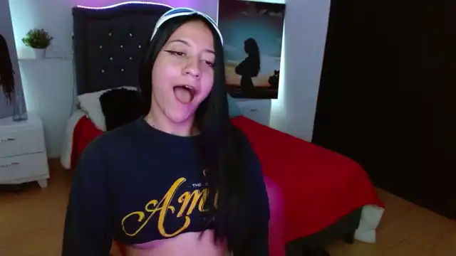 Valeriehang – [Xlovecam] Hole Lesbian Prostitetus – 2025-02-22 03:32:14