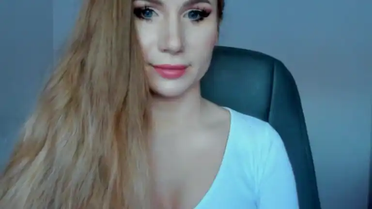 Yxmarikaxy – [Streamate] Dream Girl Striptease Cam Video – 2025-01-21 17:21:56