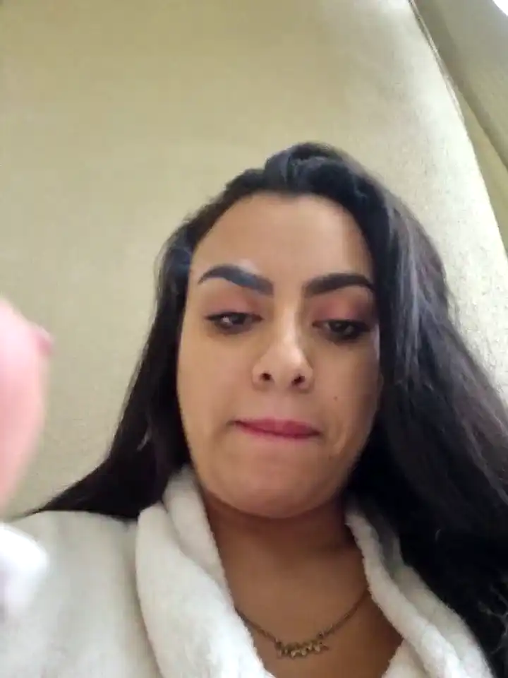 Elyzaibarra – [Stripchat] Cute Webcam Girl Rubbing Pussy Wild Babe – 2025-11-05 07:27:01