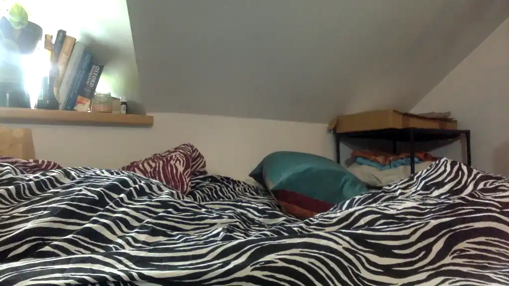Jestem_twoim_marzeniem – [Showup] Erotic Cam Clip Amateur – 2025-05-24 19:44:06