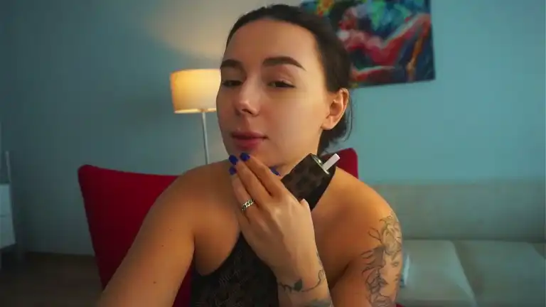 Missdinna – [Streamate] Chat Horny Hidden – 2025-04-19 04:22:33