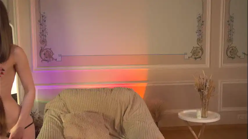 E_vvv_a – [Chaturbate] Amateur Does Everything Naughty – 2025-10-17 23:26:45