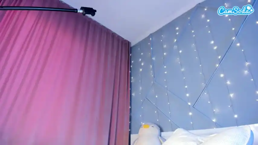 Kisimotokey – [Camsoda] High Qulity Video Ride Licking – 2025-01-11 04:28:10
