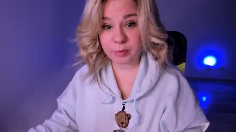 Lollyvip – [Streamate] Gorgeous Babes Private Video – 2025-05-18 23:36:32
