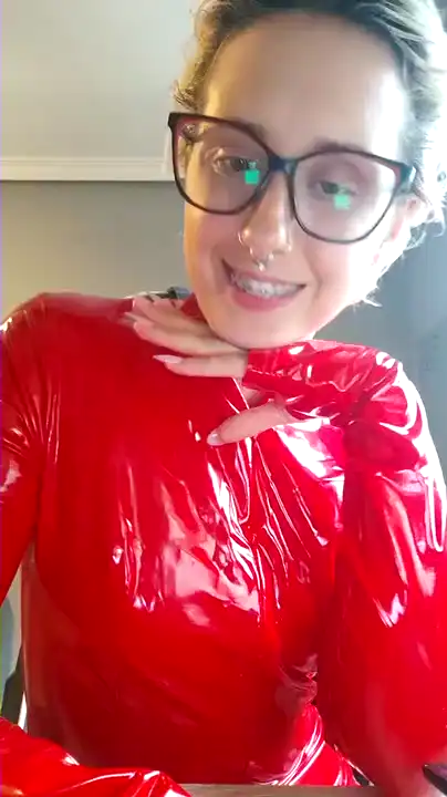 Whitepraxis – [Amateur.tv] Adult Ticket Show Slutty – 2025-09-23 22:28:52