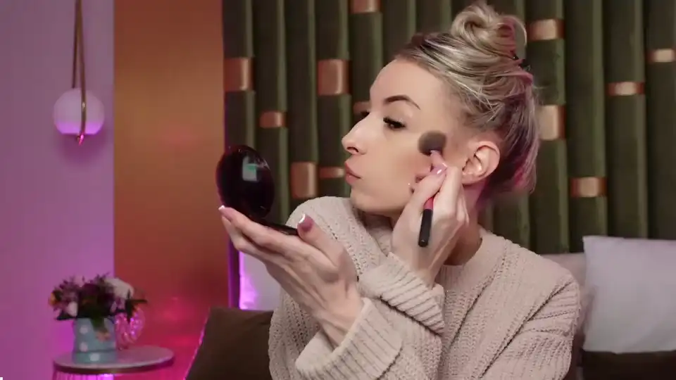 Kylievondee – [Manyvids Live] Hot Show Roleplay Ass – 2025-06-05 07:32:43