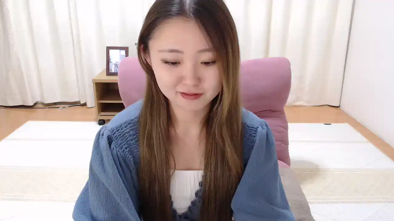 Miyabibb – [Sakuralive] College Girl Sexy Girl Lovers – 2025-01-11 02:56:12