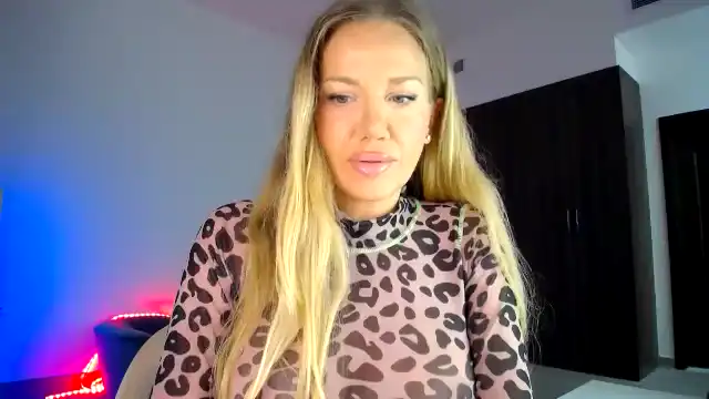 Daruary – [Myfreecams] Dick Web Model Webcam Recording – 2025-04-15 08:23:11
