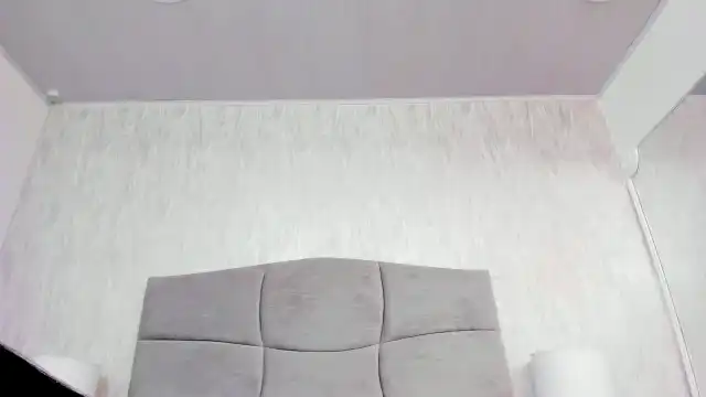 Kloethompson – [Xlovecam] Twerking Naughty Spy Video – 2025-01-08 01:00:08
