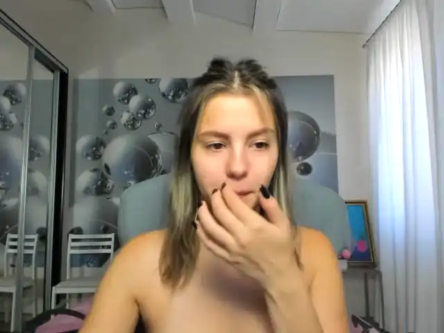 Nikitsa – [Xlovecam] Nice Boobs Live Show Fucks Herself – 2026-06-29 17:44:20