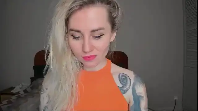 Alexa_smithhh – [Myfreecams] Licking Spy Real – 2025-04-16 09:49:11