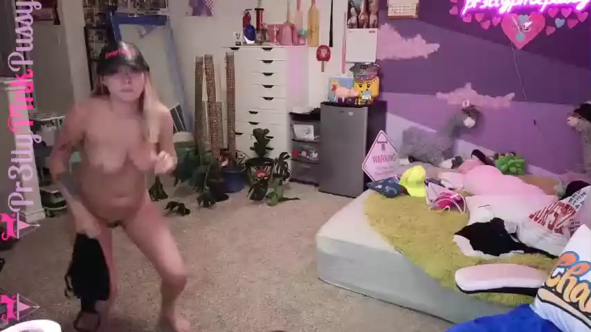 Pr3ttyp1nkpussy – [Chaturbate] Cam Show Doggy Awesome – 2025-03-03 03:23:59