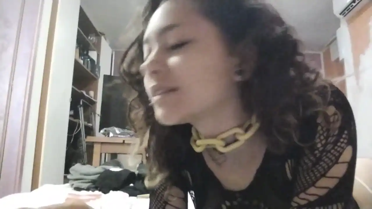 Becky4milo – [Cam4] Whores Playful Dream Girl – 2025-01-14 02:10:35