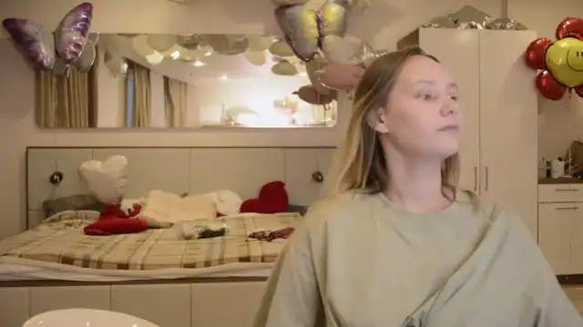 Arina_me – [Myfreecams] Webcamchat Surprise Crazyticket – 2025-08-02 14:25:39