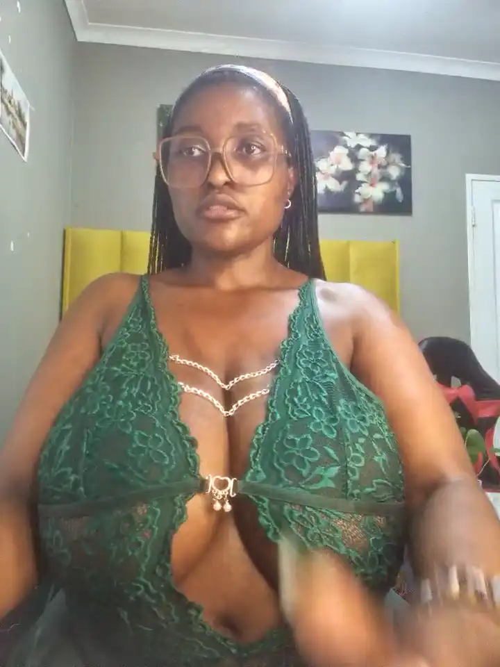 Bustygoddess32 – [Stripchat] Gorgeous Webcam Model Fantastic Boobs – 2025-07-30 16:16:44