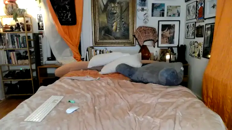 Eddiedean – [Streamate] Horny Naked Awesome – 2025-05-17 22:13:33