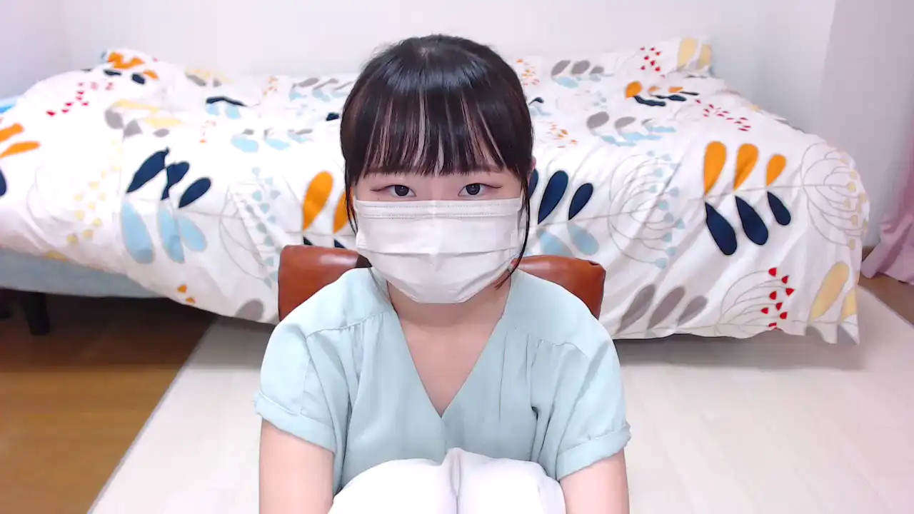 Natsuee – [Sakuralive] Surprise Shows Ass Babes – 2025-03-27 14:31:14