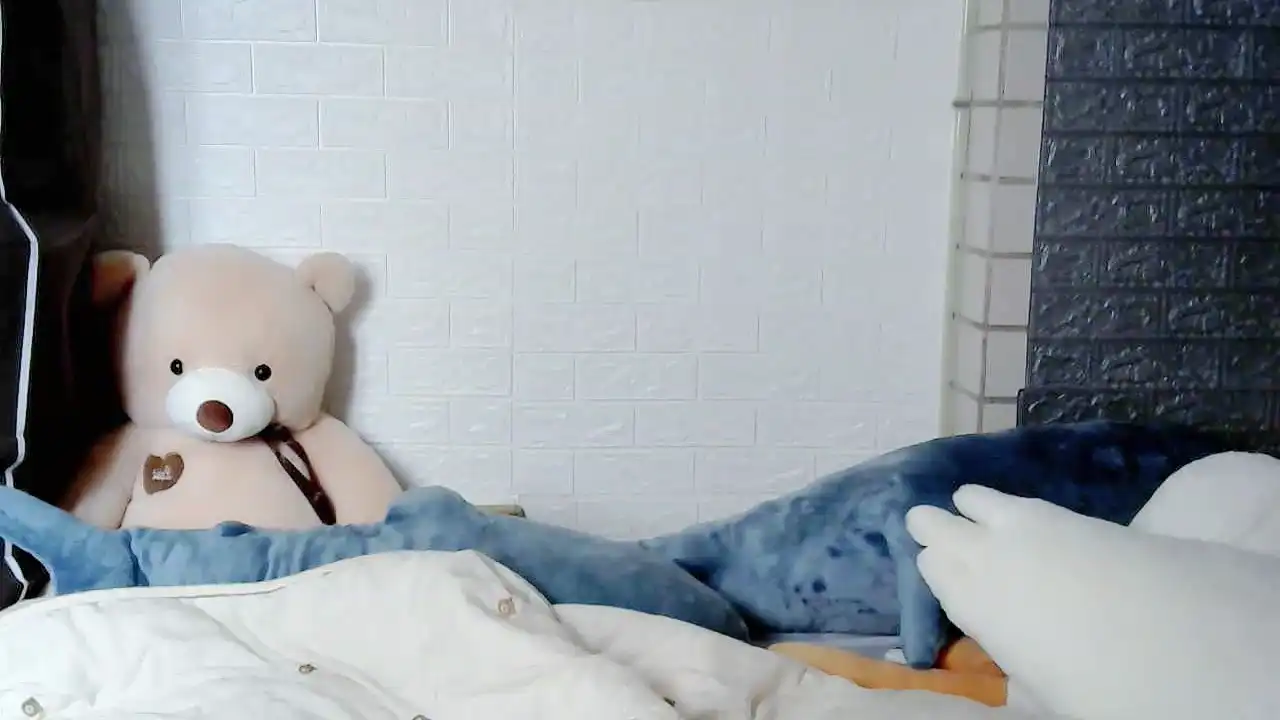 Weserika – [Sakuralive] Fantastic Boobs Camgirl Mom – 2025-07-06 09:23:18