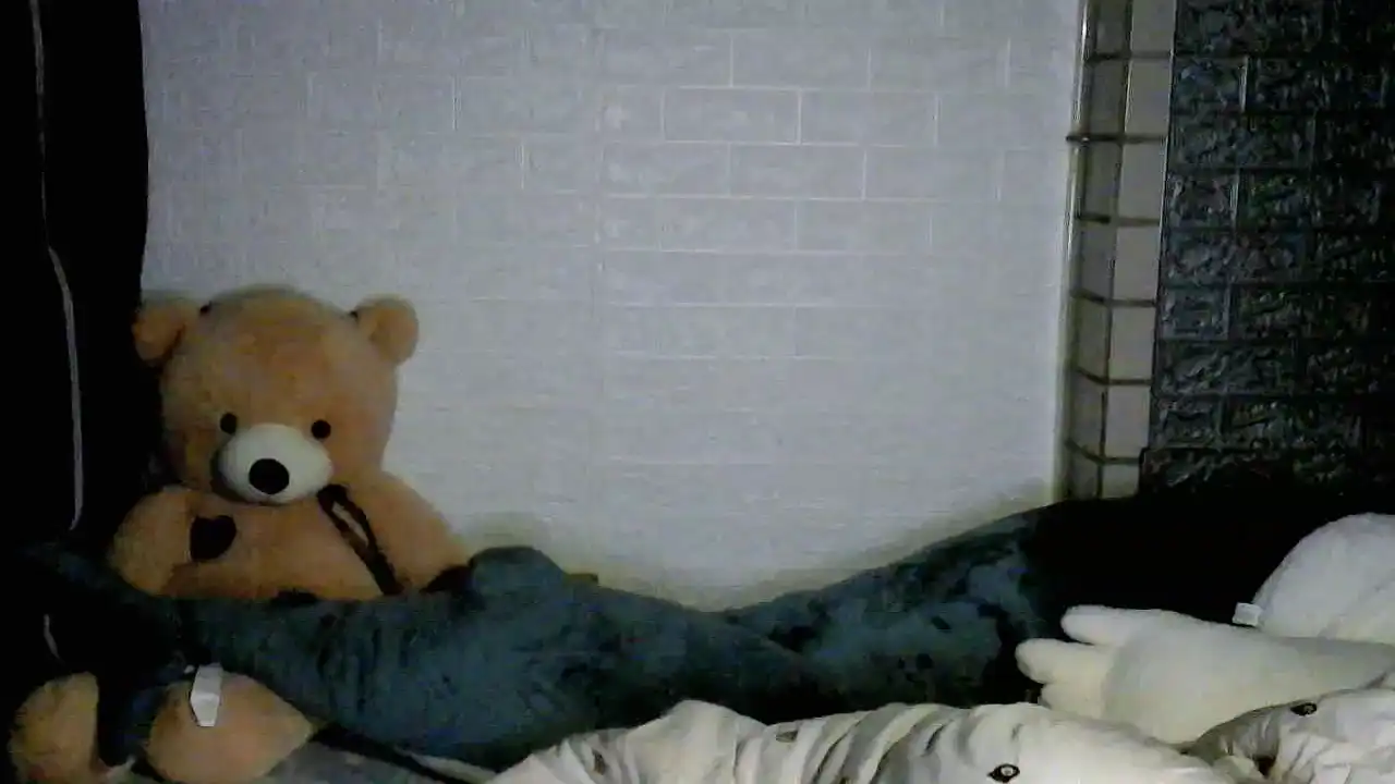 Weserika – [Sakuralive] Homemade Spy Video Cam Show – 2025-03-05 06:46:39