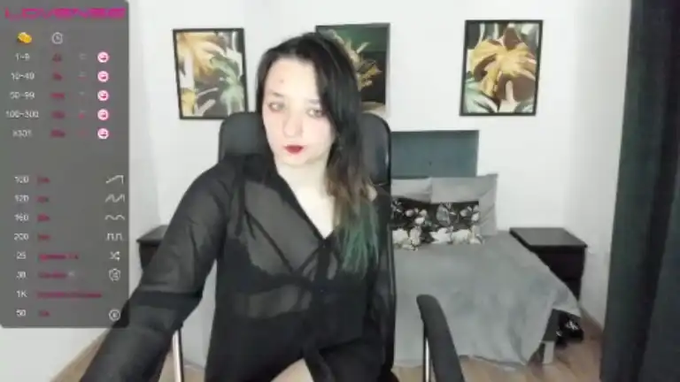 Cherryysweety – [Streamate] Does Everything Busty Naughty – 2025-07-04 14:14:45