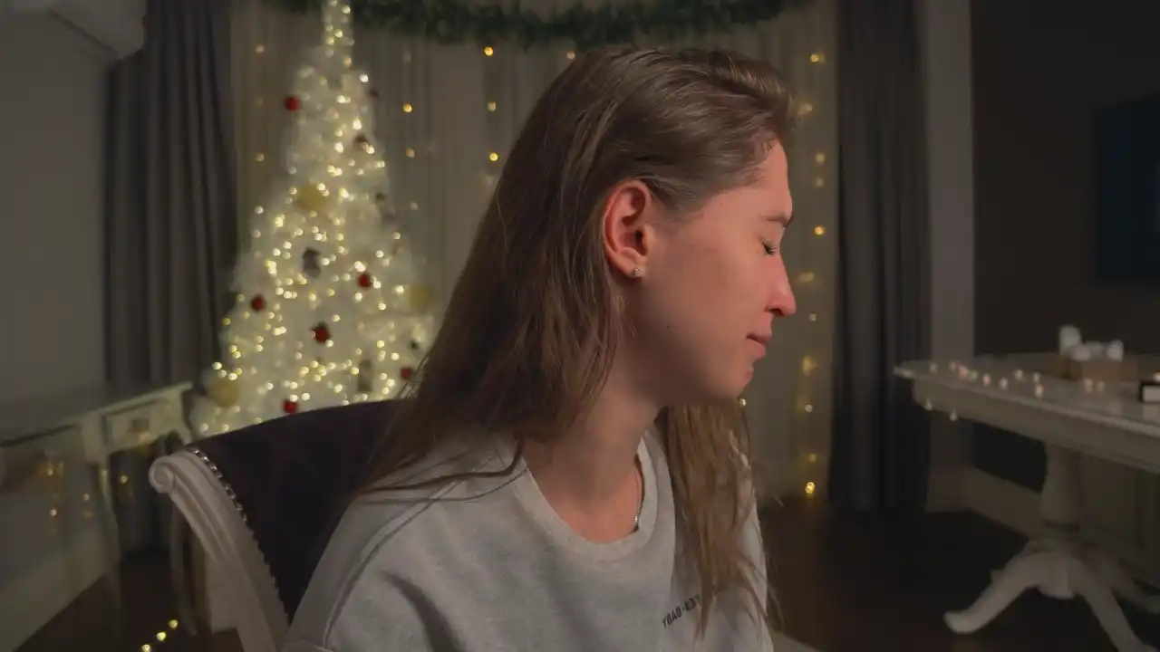 Rennielewis – [Stripchat] Best Home Alone Prostitetus – 2025-05-13 13:45:53