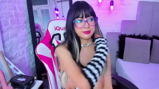 Sabripretty – [Xlovecam] Sexual Addiction Roleplay Rubbing Pussy – 2025-09-11 02:37:21
