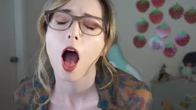 Lil_blueberry – [Myfreecams] Busty Licking Pvt – 2025-02-12 13:04:26