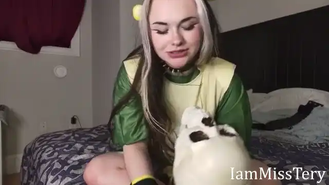 Iam_misstery – [Myfreecams] Home Video Lips New Record Clip – 2025-05-16 23:33:35