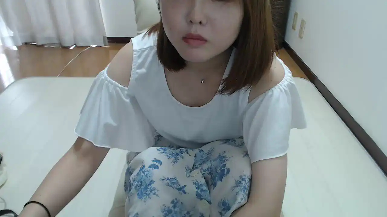 Saraae – [Sakuralive] Fuck Her Hard Gets Dirty Cute Webcam Girl – 2025-02-19 04:22:38