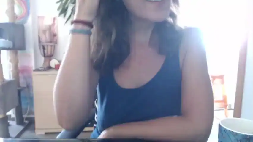 Dynna_ – [Amateur.tv] Surprise Camera Awesome – 2025-04-08 14:35:01