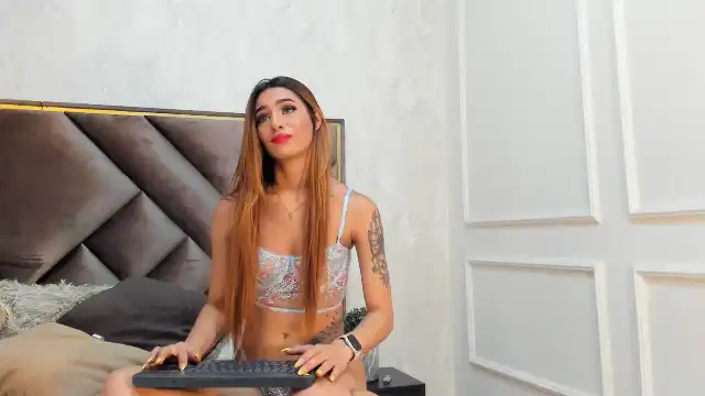 Ellen-harris – [Flirt4free] Beauty Home Alone Girl Alone – 2025-04-06 00:52:42