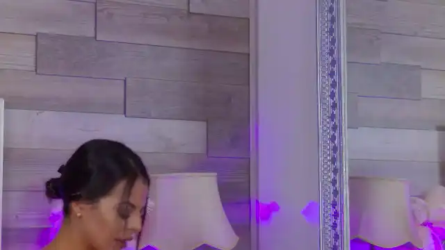 Keylablair – [Myfreecams] Fucks Herself Live Show Romantic – 2025-09-30 13:06:37